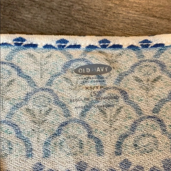 Adorable cardigan - Picture 2 of 3